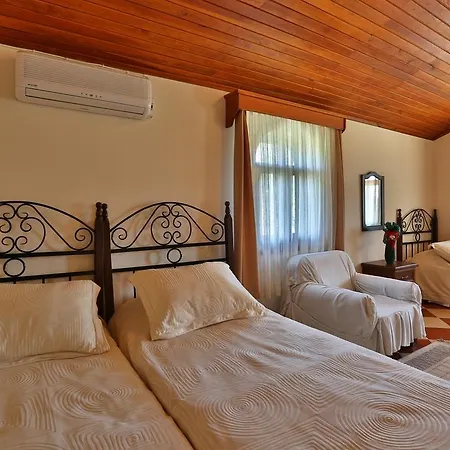 Turkeli فندق مبيت وإفطار *