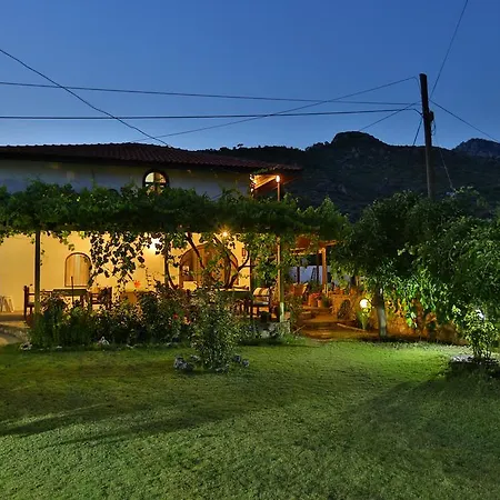 Turkeli Bed & Breakfast *